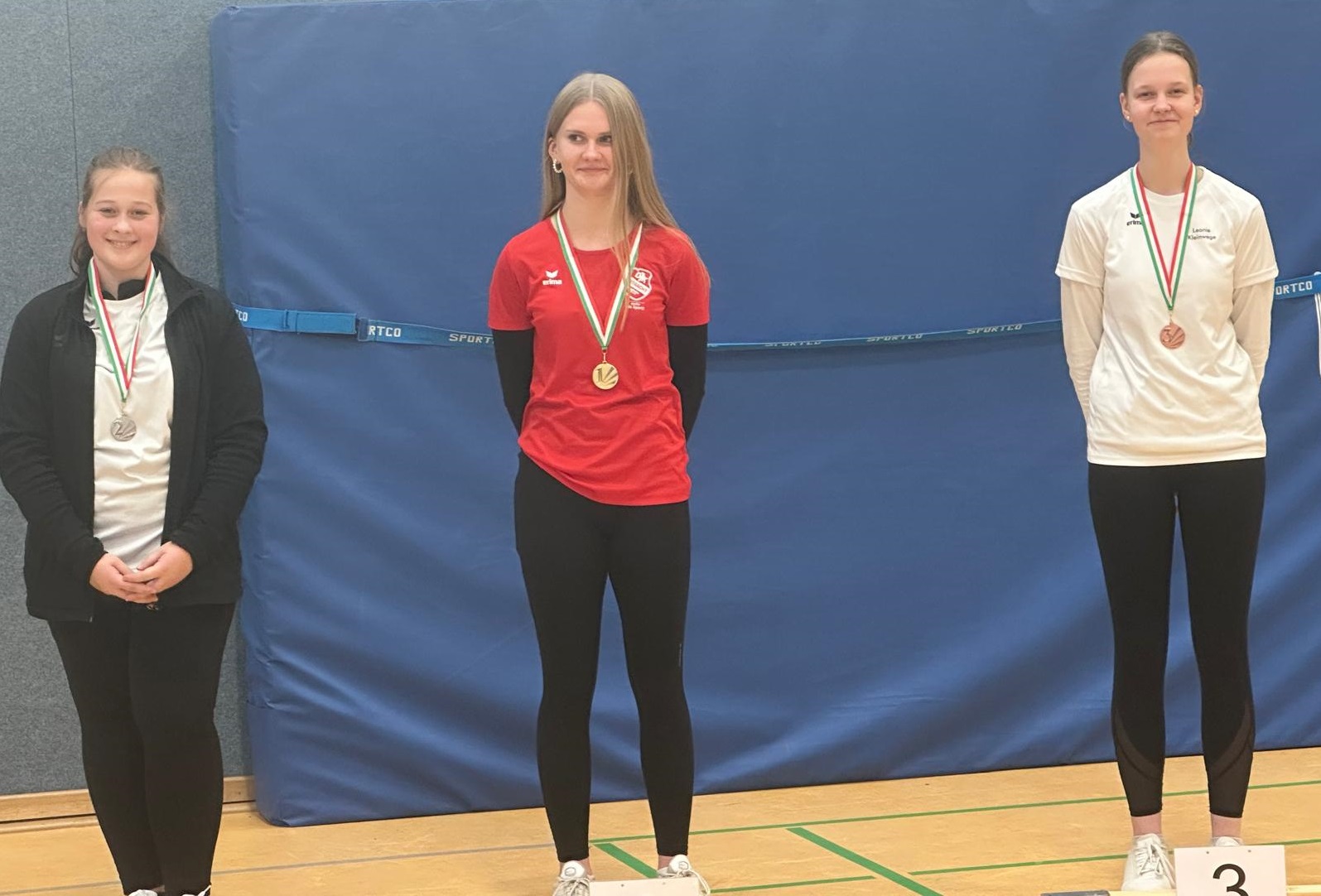 Jugend weiblich Siegerehrung kl